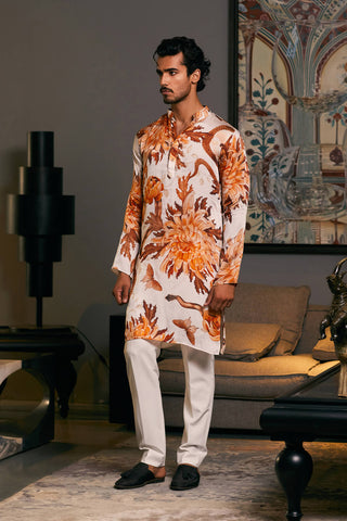 Snake Bamberg Satin Printed Kurta by Siddartha Tytler Men, available on Indiaspopup.com