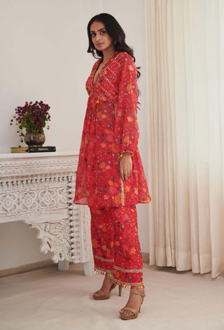 Kesh bright red floral kurta and pants