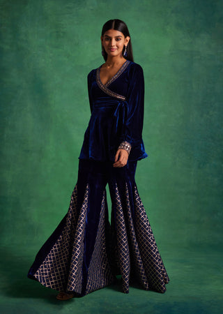 Sanya Gulati-Blue Velvet Peplum And Godet Pants Set-INDIASPOPUP.COM