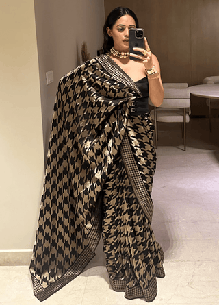 Black and gold gerum sari with unstitched blouse piece