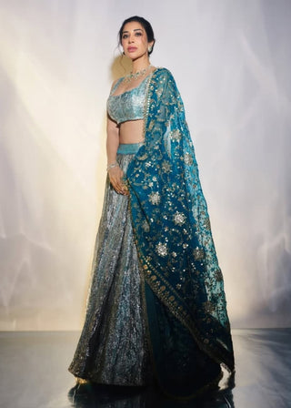 Aasmani blue lampi lehenga set