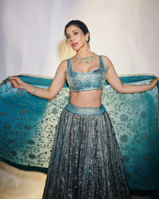 Aasmani blue lampi lehenga set