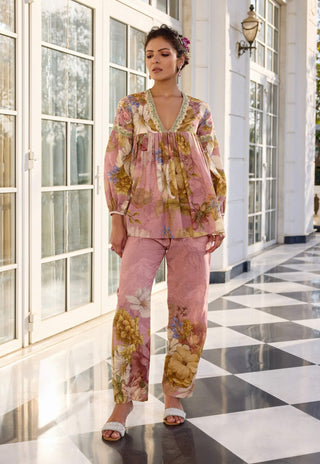 Anaisha pink top and pants