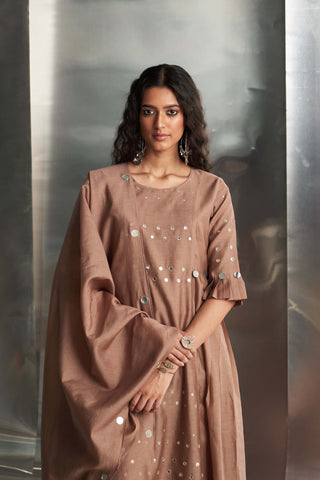 Ginger Chanderi Kurta Set by Charkhee, available on Indiaspopup.com