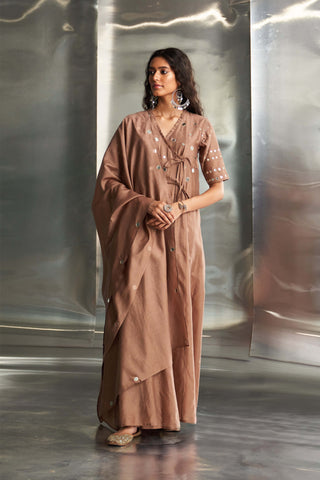 Ginger Chanderi Kurta Set by Charkhee, available on Indiaspopup.com