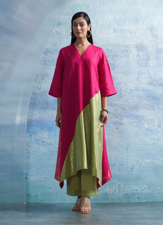 Fuchsia Pink Kurta Set by Charkhee, available on Indiaspopup.com