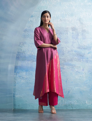 Grape Pink Kurta Set by Charkhee, available on Indiaspopup.com