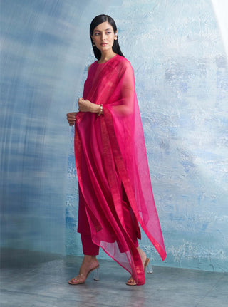 Fuchsia Pink Straight Kurta Set by Charkhee, available on Indiaspopup.com