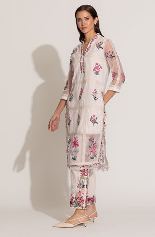 Maria beige tunic and pants