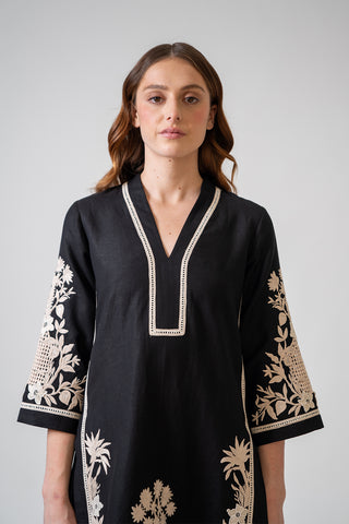 Black rob tunic