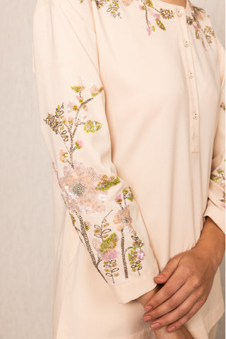 Eliana peach top
