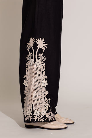 Black khloe pants