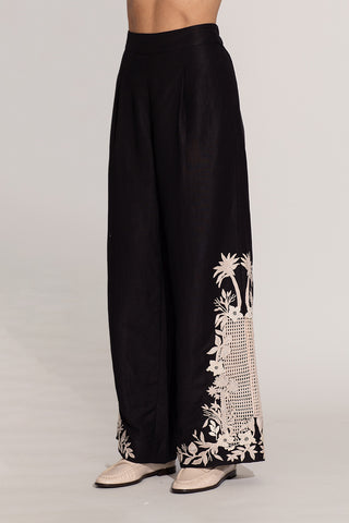 Black khloe pants