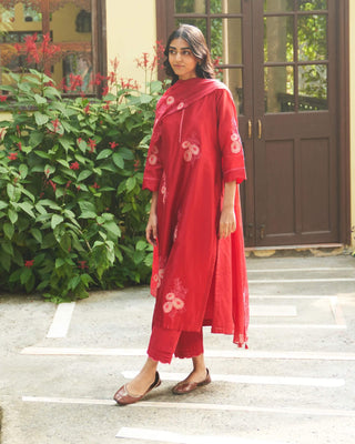 Crimson embroidered kurta set