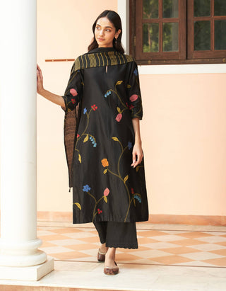 Coal embroidered kurta set