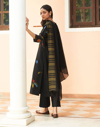 Coal embroidered kurta set