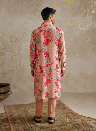 Blush Rose Kurta And Pants by Chhavvi Aggarwal Men available on Indiaspopup.com