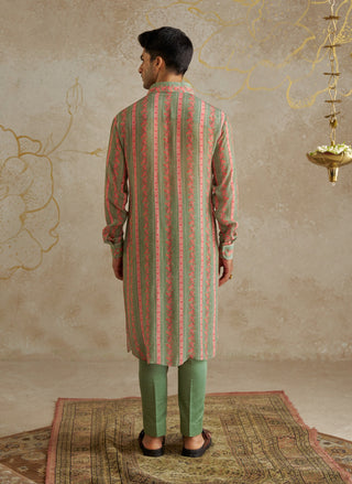 Jade Vine Kurta And Pants by Chhavvi Aggarwal Men available on Indiaspopup.com