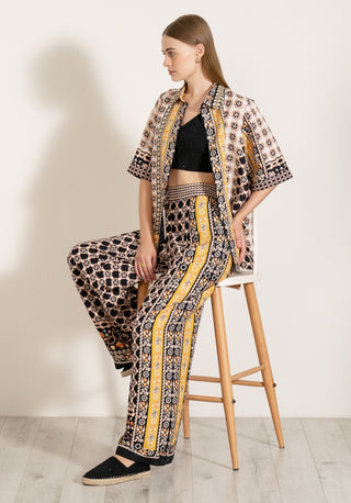 Alba brown button-down shirt and pants
