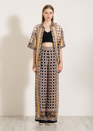Alba brown button-down shirt and pants