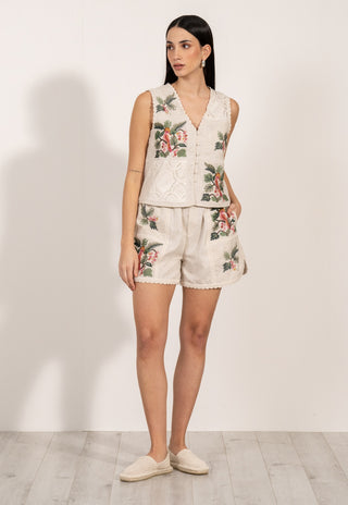 Zelda beige crop top and shorts