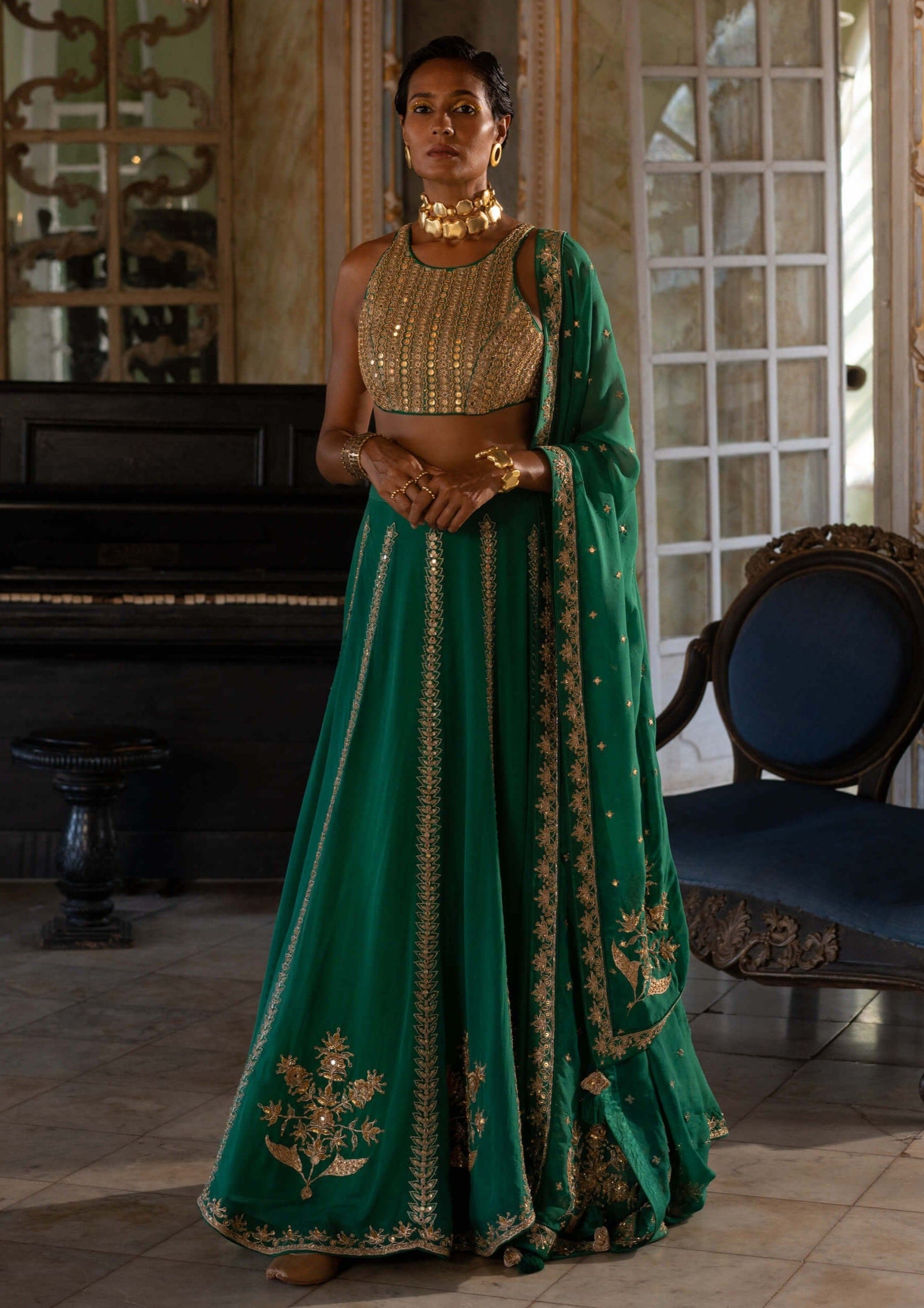 Paulmi & Harsh | Emerald Green Mirror Lehenga Set | INDIASPOPUP.COM Paulmi & Harsh | Emerald Green Mirror Lehenga Set | INDIASPOPUP.COM