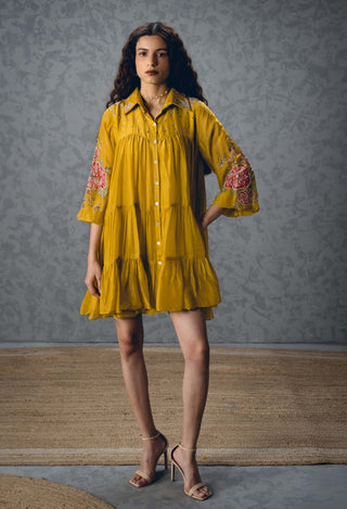 Yellow lana dress with inner