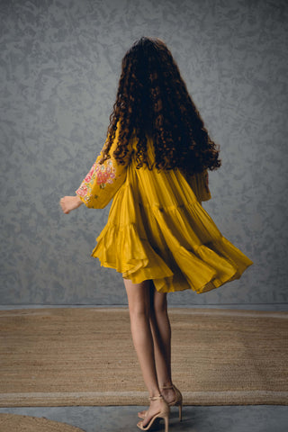 Yellow lana dress with inner