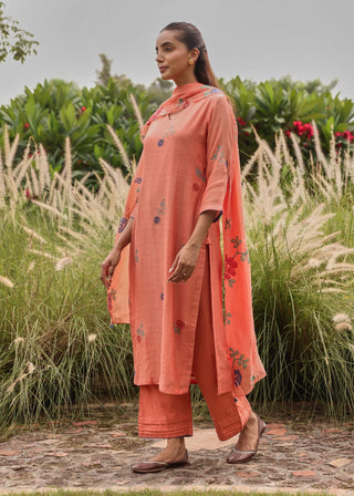 Magnolia thread embroidered kurta set