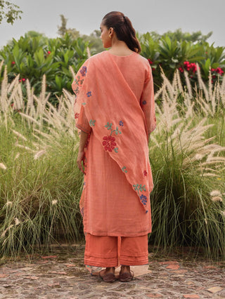 Magnolia thread embroidered kurta set