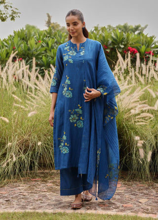 Indigo applique bloom kurta set