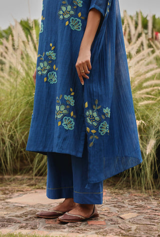 Indigo applique bloom kurta set