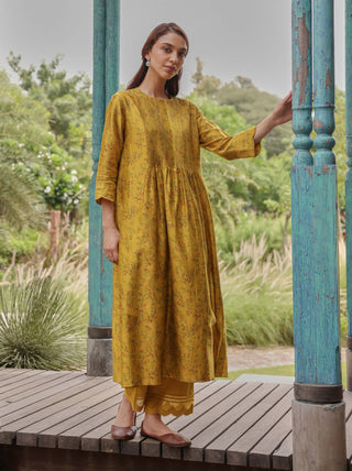 Tuscany pintuck tunic and pants