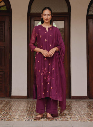 Amethyst bloom embroidered kurta set