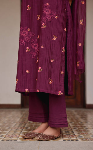 Amethyst bloom embroidered kurta set