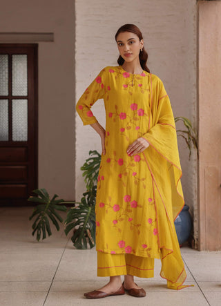 Canary bloom yellow kurta set