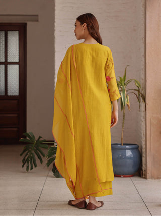 Canary bloom yellow kurta set