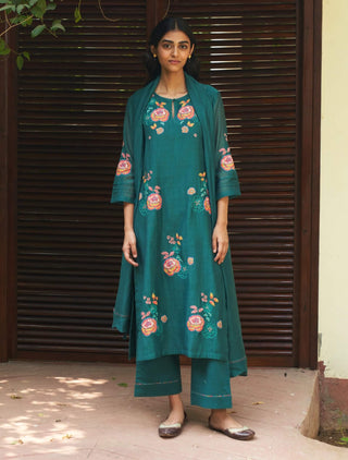 Emerald Floral Embroidered Kurta Set by Vaayu available on Indiaspopup