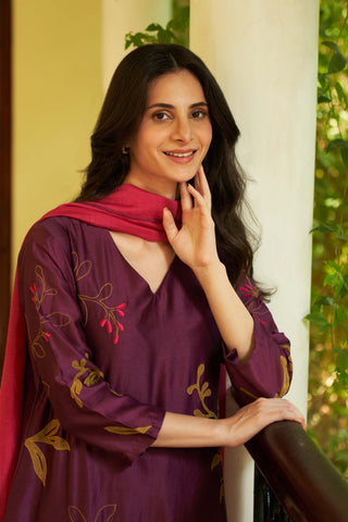 Amethyst applique kurta set