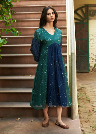 Emerald Printed Tunic Dress by Vaayu available on Indiaspopup