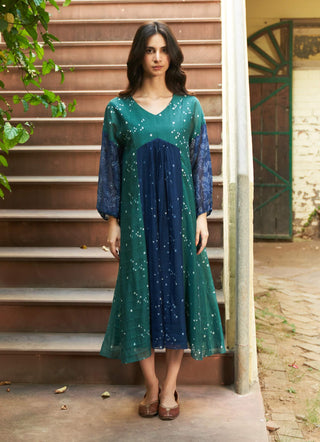 Emerald Printed Tunic Dress by Vaayu available on Indiaspopup