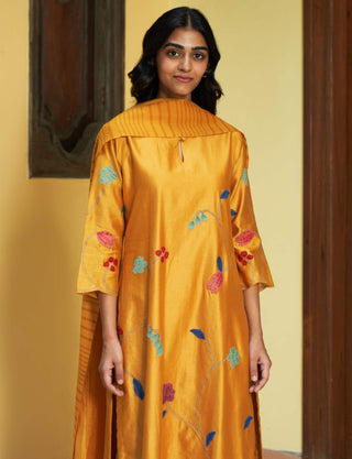 Amber applique kurta set