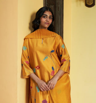Amber applique kurta set