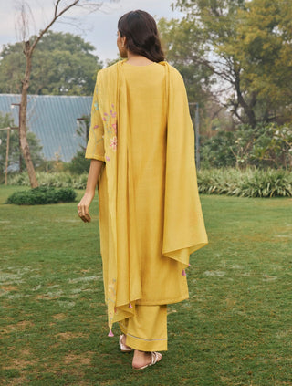 Daffodil floral applique kurta set