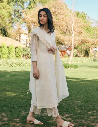 Ecru embroidered cotton kurta set