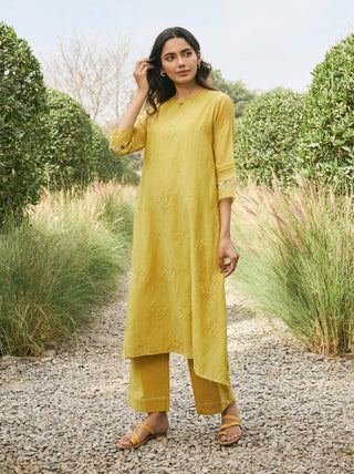 Daffodil embroidered tunic and pants