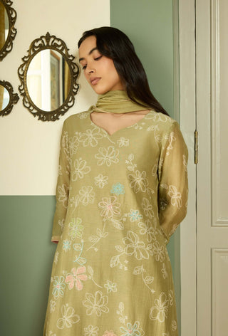 Meadow thread embroidered kurta set