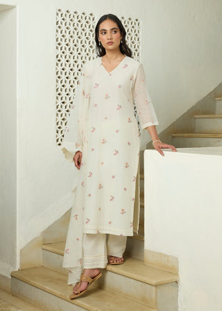 Ivory floral embroidered kurta set