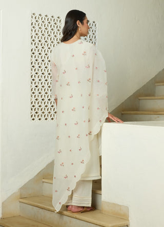 Ivory floral embroidered kurta set