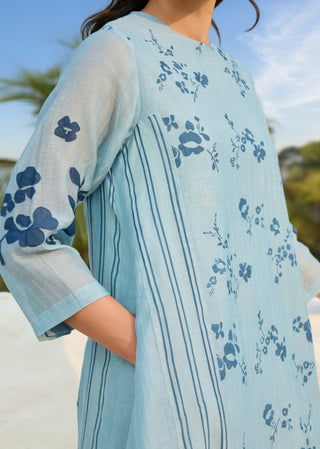 Sky floral tunic and pant